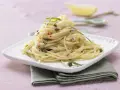 Spaghetti mit Kapern, Zitrone und Chili – eine köstliche Idee für italienische Rezepte.