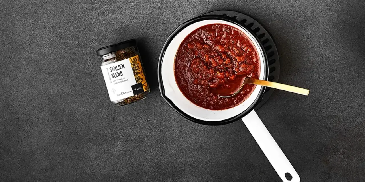 Ein köstliches Sugo-Rezept mit einer Gewürzmischung "Sizilien Blend" für authentischen Geschmack.