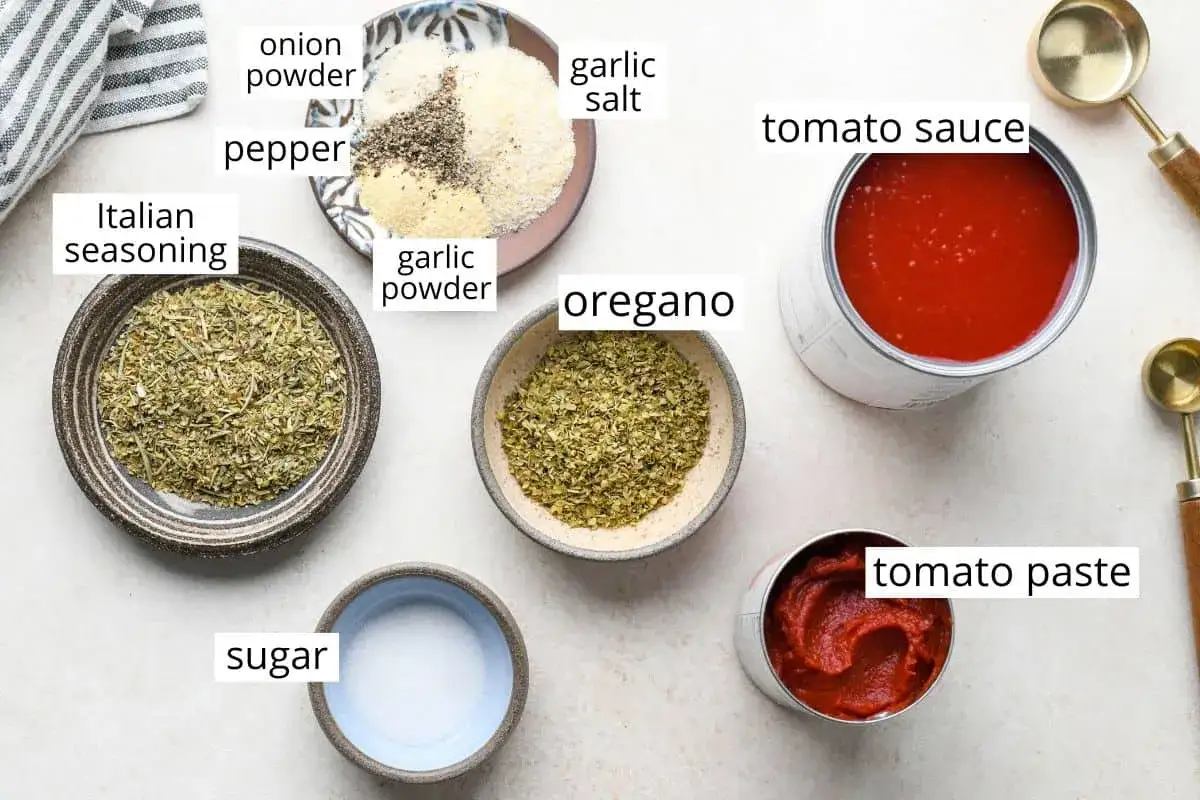 Zutaten f&uuml;r authentische pizza sauce wie in der pizzeria: Tomaten, Gew&uuml;rze, Zucker.
