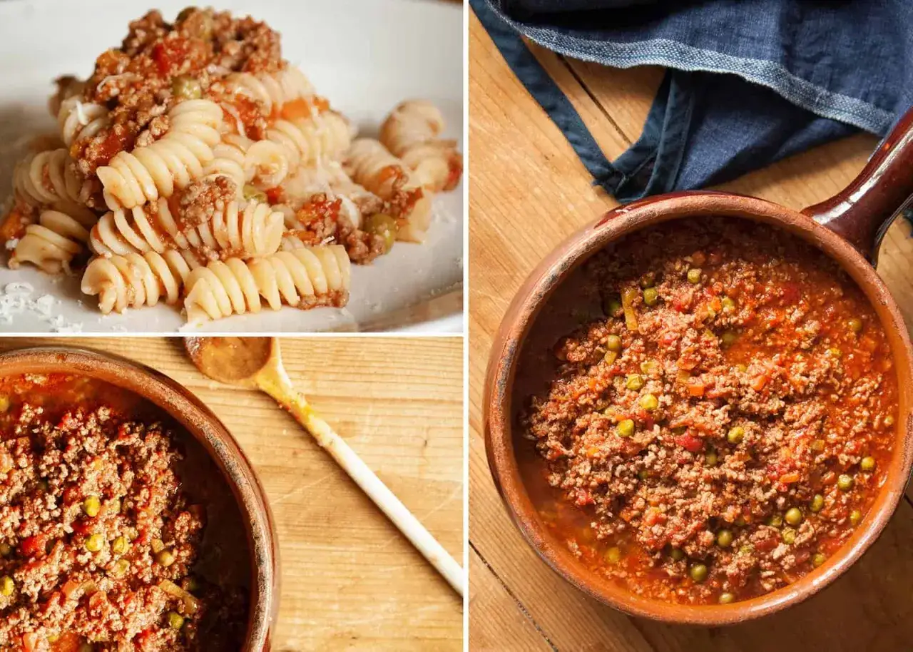 Herzhafte original italienische tomatensauce mit fleisch und Erbsen, serviert mit Fusilli-Nudeln und in einem Tontopf.